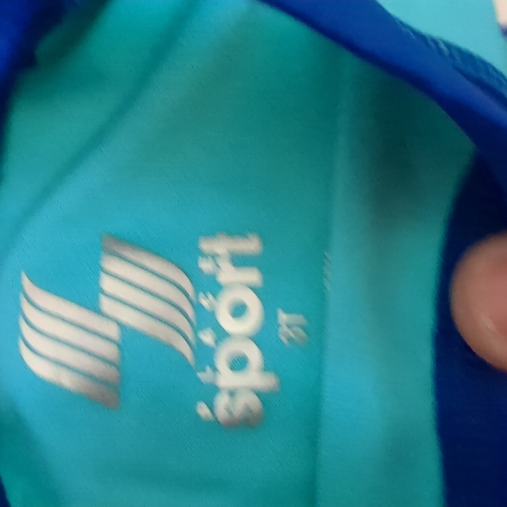 Place sport set for kids SHORT AND PULLOVER - Picture 4 of 4